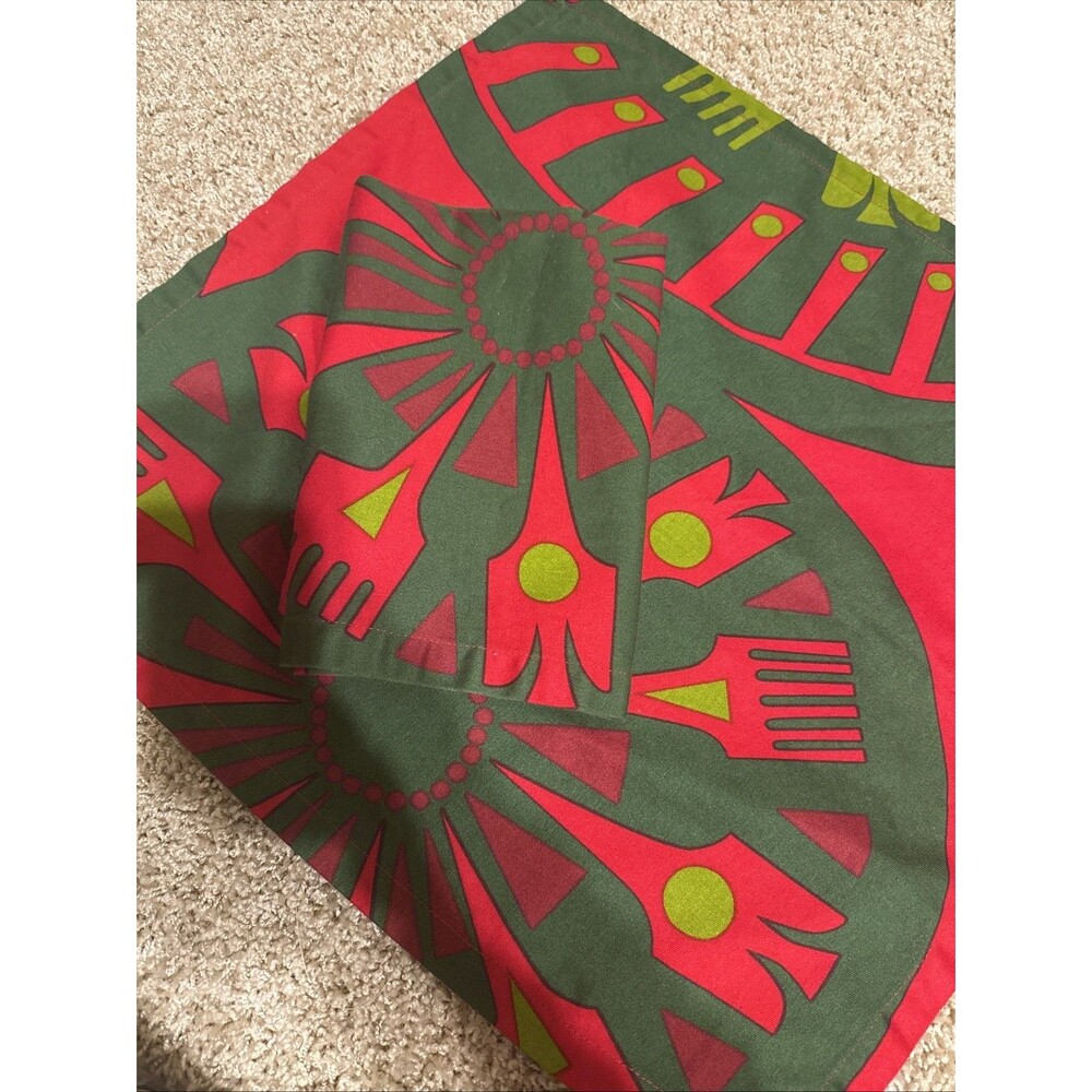 Set Of 2 Crate & Barrel Marimekko Cloth Napkins Redd And Green